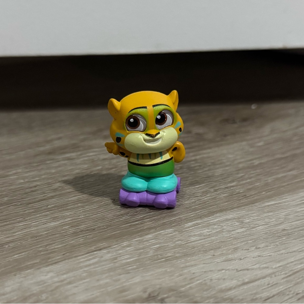 Disney Doorables Clawhauser Zootopia Let’s Party Figure